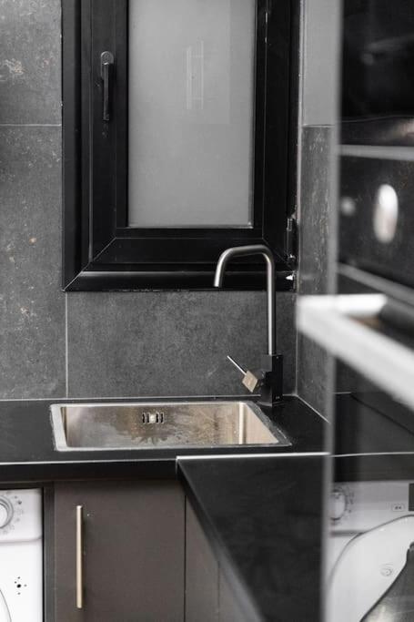 דירות אתונה The Modern Flat 25 מראה חיצוני תמונה